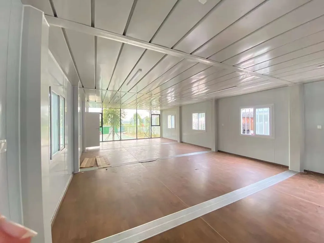 Paquete plano edificio de contenedores de oficina modular